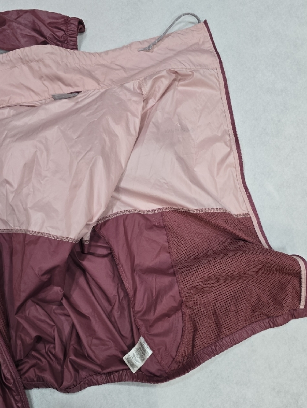 Columbia Pink and Mauve Two-Tone Bomber‎ Jacket - Picture 7 of 8